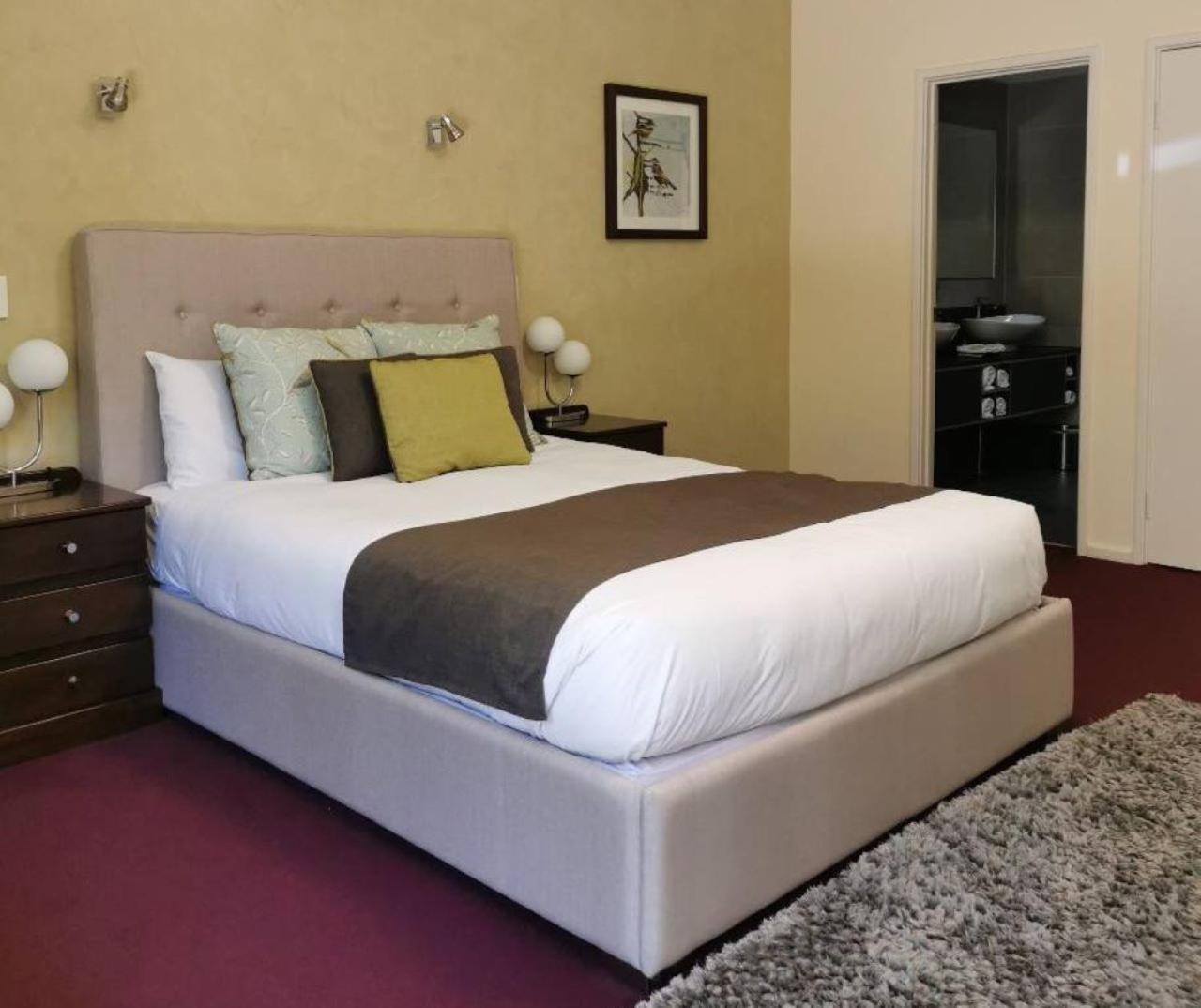 Mahogany Inn And Distillery Mahogany Creek Buitenkant foto
